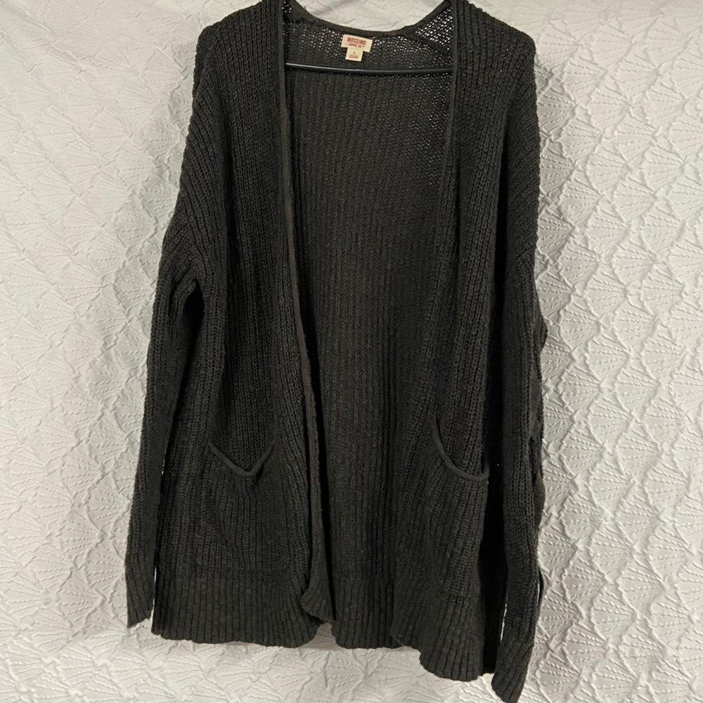 Crisscross cardigan with pockets